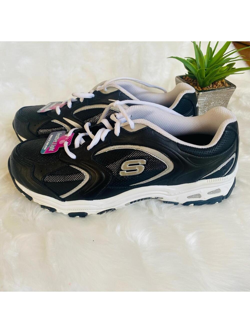 Skechers Black and White Sneakers with Sporty Design Size 9